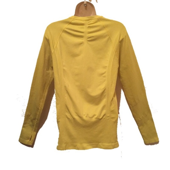 Athleta Womens Half Zip Tracker Running Shirt 138484 Medium Yellow Thumbholes - Picture 10 of 10